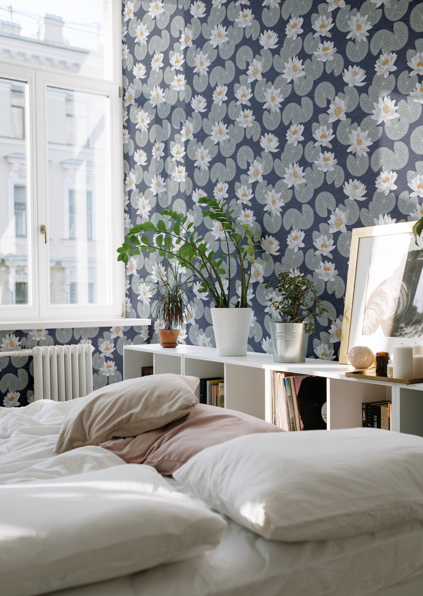 Summer Gray Wallpaper - Water Lilies - Blue