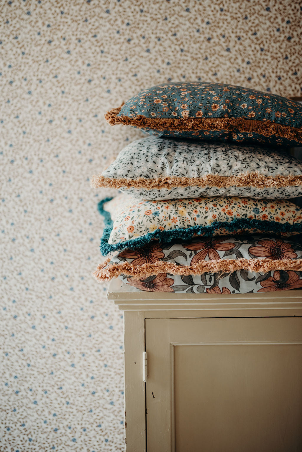 Housse de coussin en lin - Gris d'été - Freja Confetti