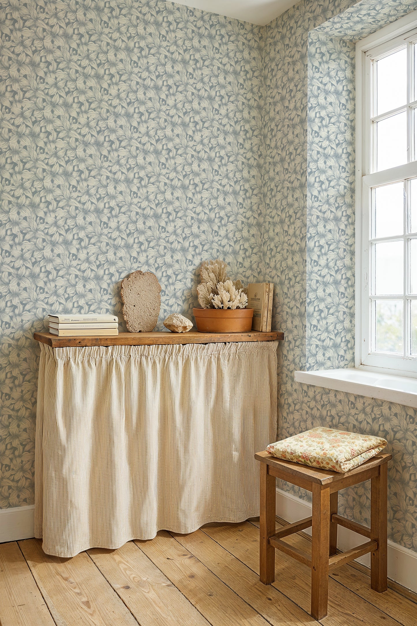 Summer Gray Wallpaper - Folia - Winter Blue