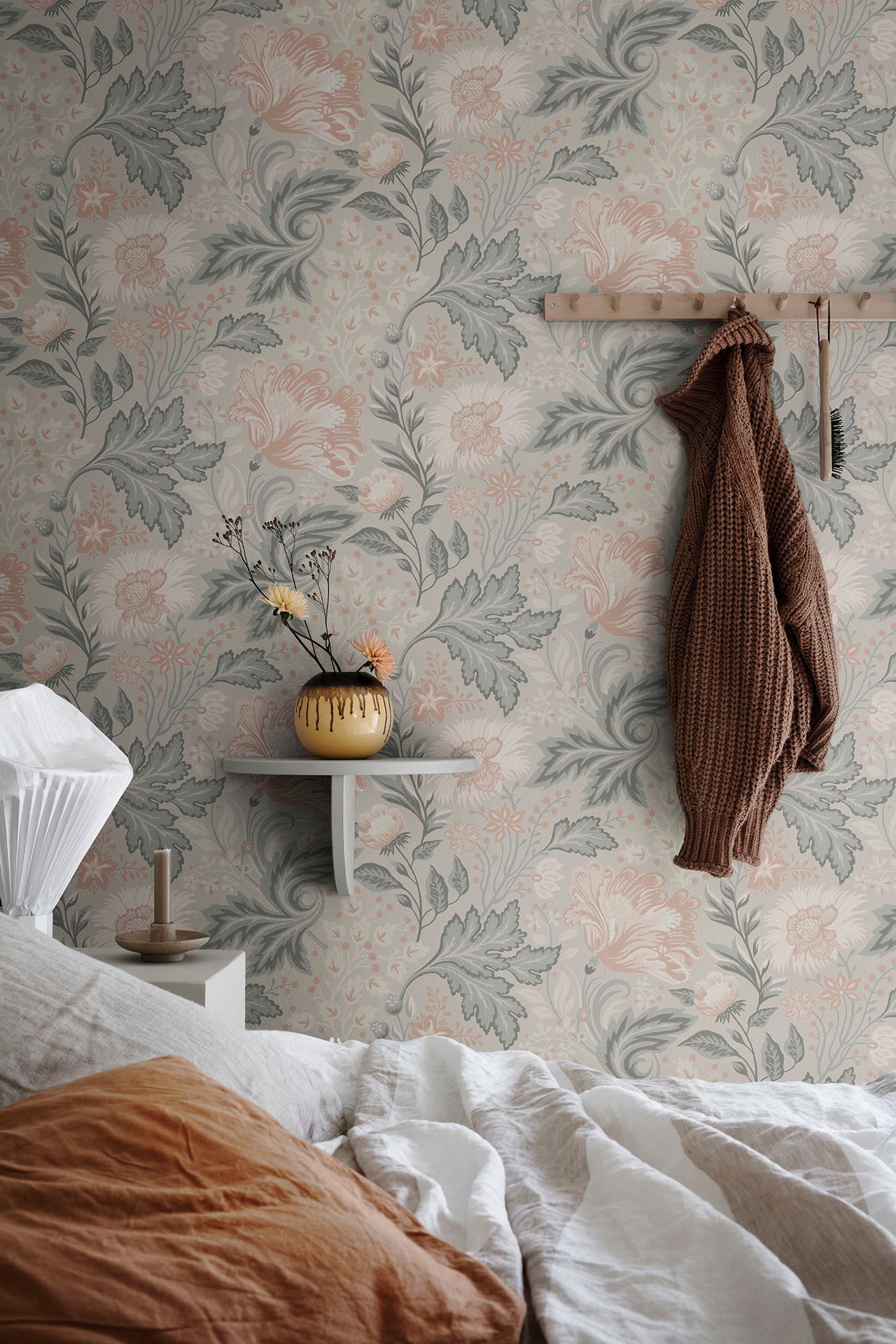 Sandberg Wallpaper - Ava Linen