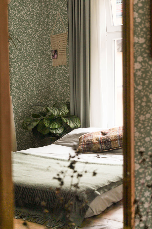 Peel & Stick Wallpaper - Freja - Pasture