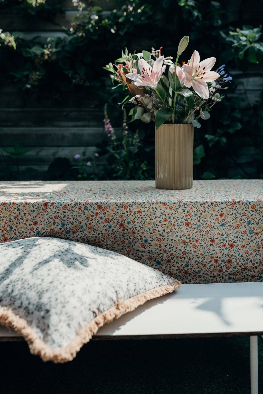Nappe en lin - Summer Gray - Freja Confetti