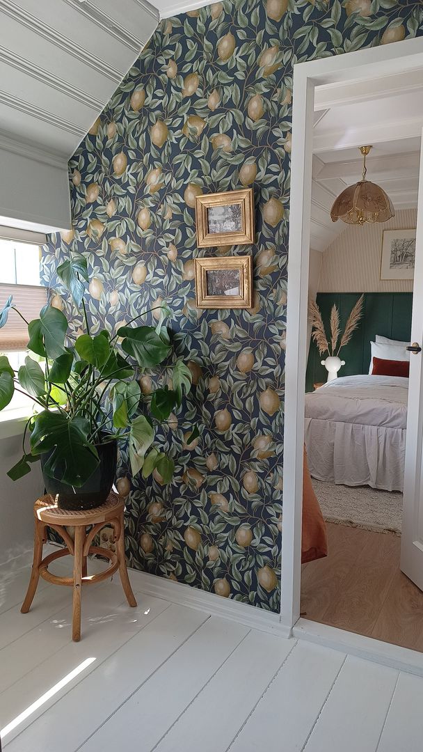 Summer Gray Wallpaper - Lemon Trees - Midnight Blue