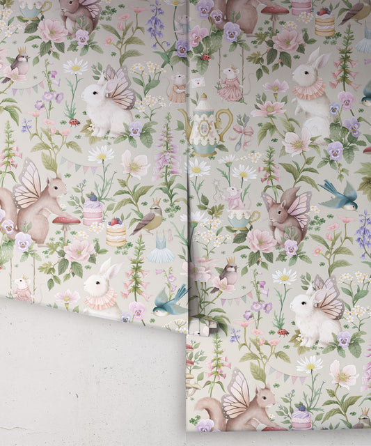 Papier peint pour chambre d'enfant - Garden Party par Fleur Harris - Sauge douce