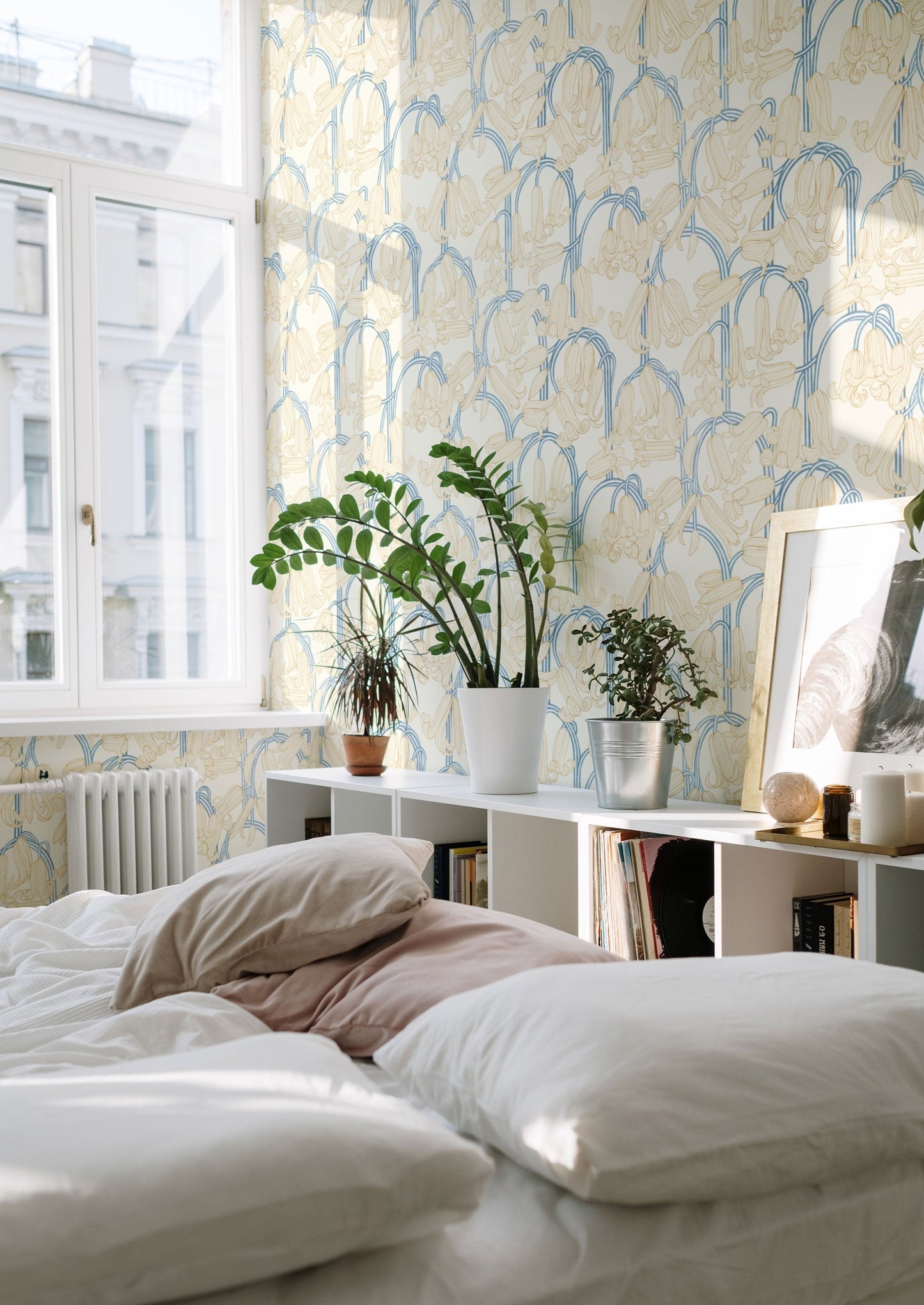 Papier peint Summer Gray - Jacinthes des bois - Crème