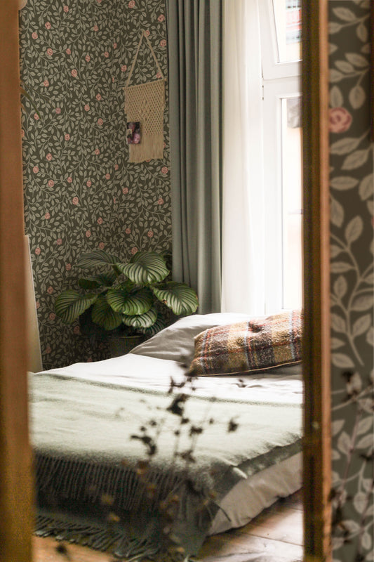Peel & Stick Wallpaper - Climbing Rose - Green