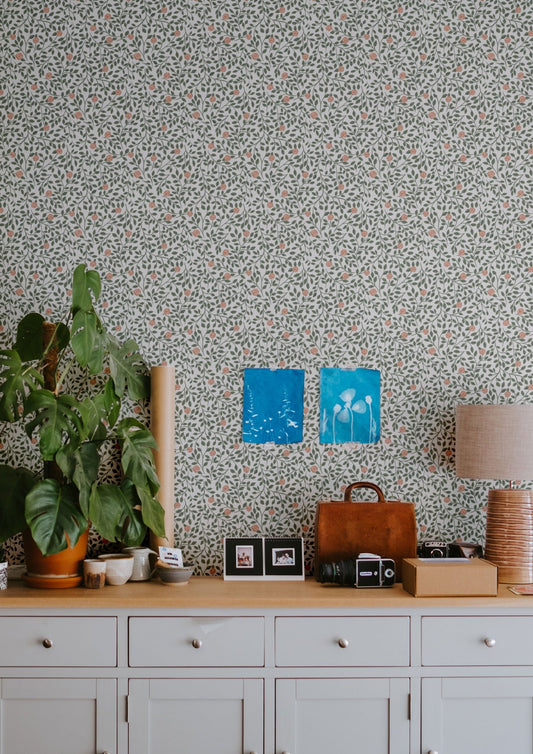 Summer Gray Wallpaper - Climbing Rose - Light Green